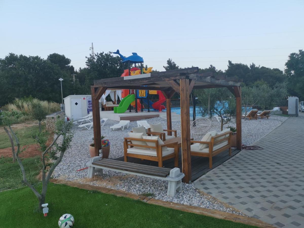ホテル Camper For Two バニョレ エクステリア 写真